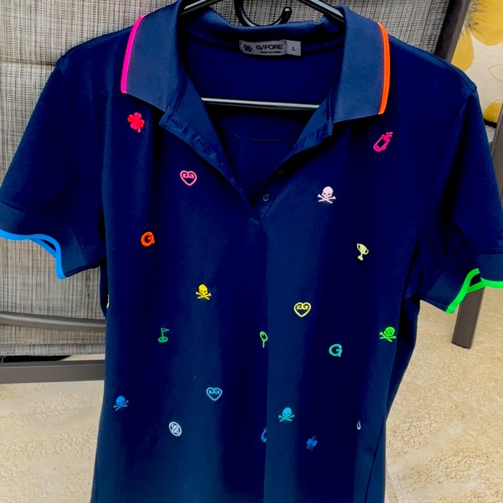 G/FORE LARGE GOLF WOMEN MULTI COLORED COLLARD SHIRT.